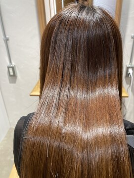 ユーリカ リチェルコ 四天王寺前夕陽ケ丘店 酸性ストレート/縮毛矯正