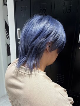 ミンクスプラス 流山おおたかの森(MINX plus) ウルフカット&コバルトブルーカラー