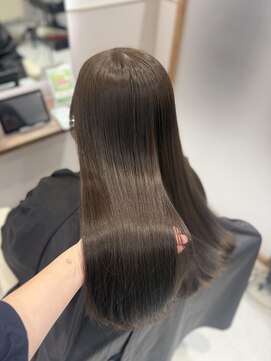 ジーナ 南船橋(Zina) 赤味撃退!オリーブベージュ