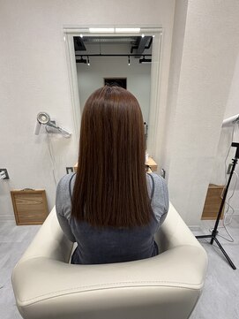 レディオ ザ イシン(LeDio the ISIN) 髪質改善/白髪染め/白髪ぼかし/縮毛正/ヘッドスパ 【星川】