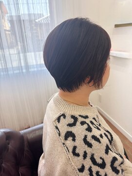 リノア(Rinoa) 丸みシルエットショートボブ