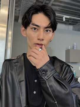 トリッカ シブヤ(TRICCA SHIBUYA) メンズカットパーマフェザーニュアンス毛流れセンターパート渋谷
