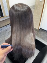 マウロア(Mau Loa)&nbsp;Ash Brown × 艶髪