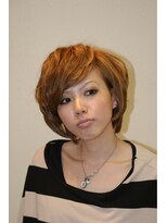 ペアハウスシナノ(Shinano) ガーリな中にもエッジを効かせたクールマッシュボブ