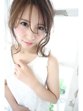 ケアシンサイバシ(CARE shinsaibashi) うざバング×抜け感で大人可愛いヘアアレンジ