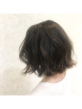 イマージュアヴェダ 丸井吉祥寺店 【吉祥寺駅/AVEDA(アヴェダ)】ラフウェーブボブ