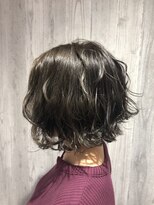 レナトゥス ヘアー オブ ネイル(Renatus Hair of Nail) 外はねボブ