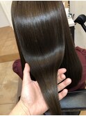 プラチナミネコラ