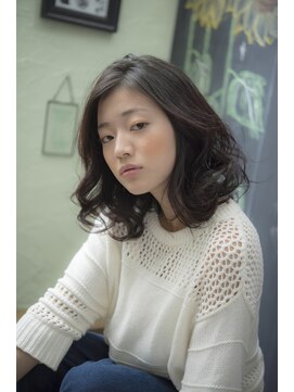 ヘアーミューズ リベロ(hair muse Livero) 【Livero】ゆるふわパーマ×黒髪 2