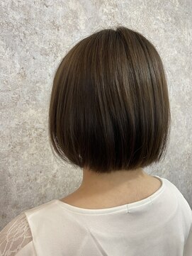 シュガービー(SUGAR-B) 【SUGAR-B】ドライで仕上がるグレージュシンプルボブ