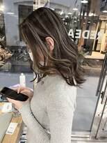 レディアル 大宮(REDEAL ope.) 【ハイライト】ベージュハイライトバレイヤージュ