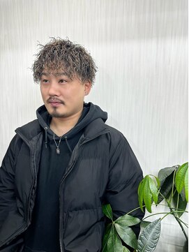 ウェグ 難波(WEG) メンズパーマ