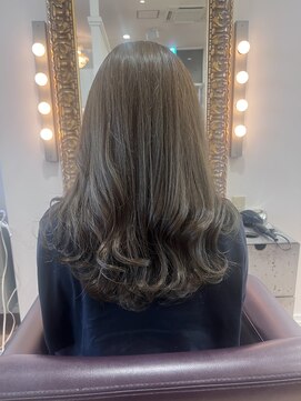 コワファースト  させぼ五番街店(COIFF1RST) オリーブカラー☆