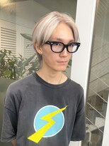 メンズショートマッシュウルフカットハイトーンホワイトシルバー