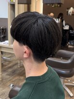 アルターリール(aL ter Rire)&nbsp;刈り上げマッシュ/スパイキーショート/ブルーブラック/杉田花乃