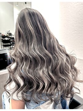 シエラ 心斎橋(CIERA.) ウルフボブボブウルフ天使の羽バングレイヤーカット