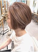白髪ぼかしハイライト★ピンクベージュ★美髪ハンサムショート
