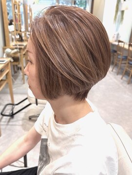 グラッシー センター北店(GLASSI) 白髪ぼかしハイライト★ピンクベージュ★美髪ハンサムショート