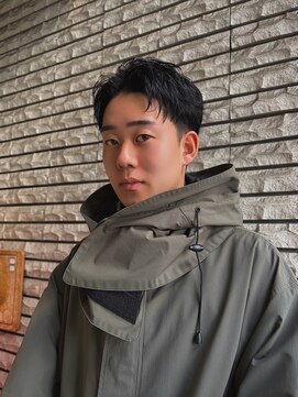 ウム(UMM) アップバングショート