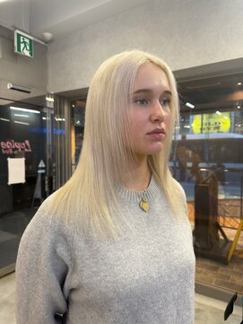 ルピネバイバド(Lupine by bud) 海外White blonde
