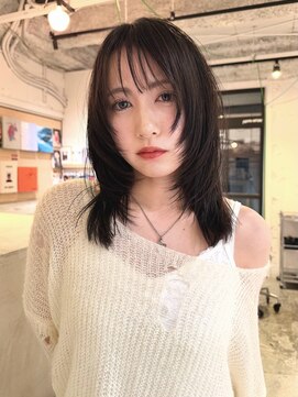 ルーム(Loom.) ザクザクレイヤー シャギーレイヤー ハッシュカット地毛風カラー