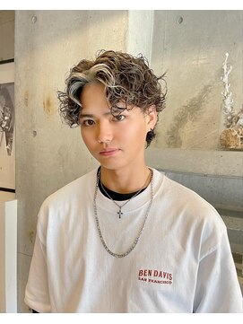 シゼン(SHIZEN) メンズパーマ×デザインハイライト