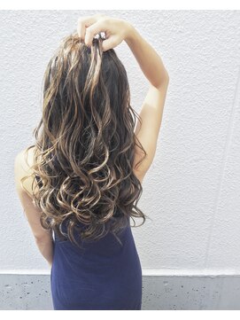 トーク 伊丹本店(TAL'KE) ブルージュハイライトロングウェーブ