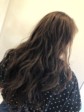 グラマラスヘアー ゆるふわロングスタイル