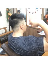 サロンド クラフト(salon de craft)&nbsp;【ベリーショート】外国人風フェードカットスタイル