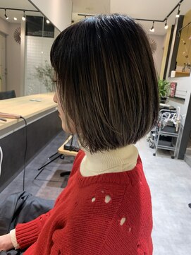 ハブ(hub) コントラストハイライト【hub(hair)天神今泉】