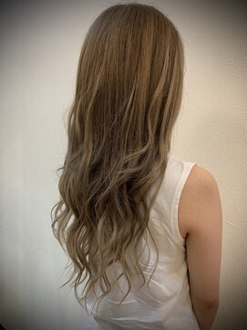 ヘアーグランデシーク(Hair Grande Seeek) ブラウンから自然なミルクティーグラデーション