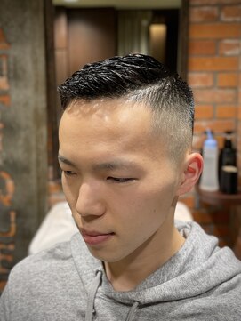 ヒロギンザ 八重洲店(HIRO GINZA) サイドグラデーション〈理容室〉メンズ/八重洲/日本橋/床屋