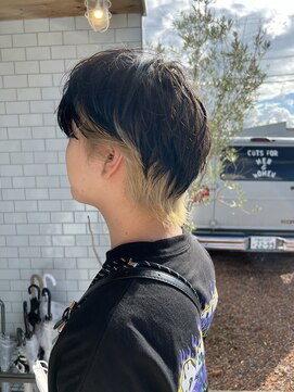サンディーズ(Sandees) ベージュインナーカラーウルフボブ