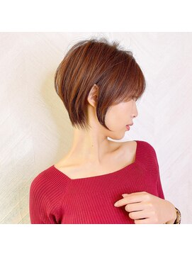 ロンド ストラーダ 心斎橋(Lond strada) ショート×ハイライト白髪ぼかし×シルキーベージュ[心斎橋]