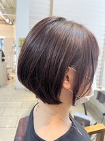 ラウラアンドロー(LAURA&RO) 大人かわいい小顔ショート