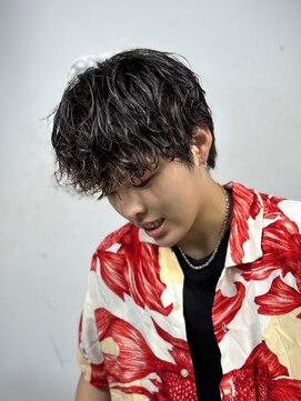 プレミアムバーバー 原宿店(PREMIUM BARBER produce by HIRO GINZA) 波巻き/マッシュパーマ/ウルフ/フェード／東感