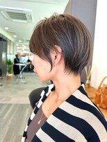 ビューエヒメ(VIEW EHIME)&nbsp;大人ラフウェーブ20代30代40代ボブブラウンスウィングショート