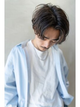 イオ 本厚木(io) センターパート波巻きスパイラルパーマハイライトメンズカット