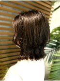 くびれヘア大人女子こなれミディうるツヤ外ハネボブ