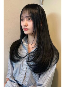 ランズ(LANDS) ブルーブラック　レイヤーカット 【韓国ヘア 大阪 梅田】