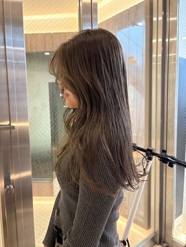 シティ(sity.) 天神　ハイトーンカラー　ブリーチカラー　レイヤーカット