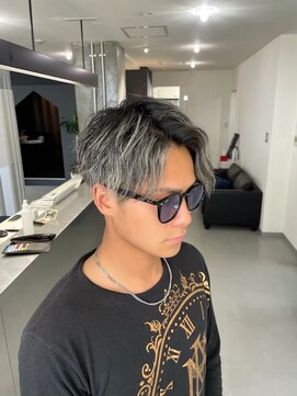 メンズサロン キング 高槻店(Men’s salon K!ng) 波巻きツイストスパイラルパーマ/フェザーパーマ/眉毛/メンズ