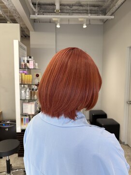 イリ 梅田(ili) オレンジカラー