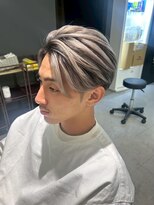 メンズサロン キング 心斎橋店(Men’s salon K!ng) ホワイトメッシュ/ツイスト/ツイスパ/パーマ/メンズ/眉毛/心斎橋