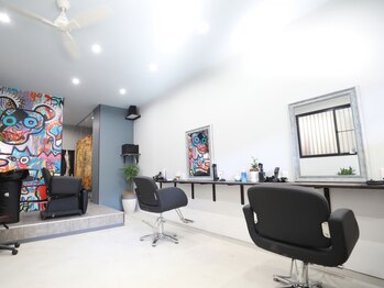 ザジョリーユー(THE Jolly You)の写真/ダメージレスにこだわりたい大人女性必見◎髪と地肌に優しいオーガニックカラーで、理想の色味とツヤを実現