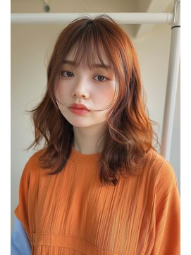 ルアナ(Luana) オレンジブラウン顔まわりレイヤースタイル