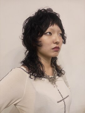 ナループロアツム(Nalu pu loa Tsum) マレットヘア/ミディアムレイヤー/マレット