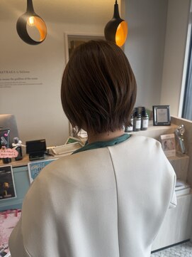 ブラウンカラー