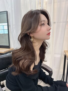 キティー(kiti) グレージュ×レイヤーカット