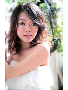 グラスヘアリオン(Grous hair lion) 【Grous Hair lion　御茶ノ水】かわいくなれるふわっとパーマ☆